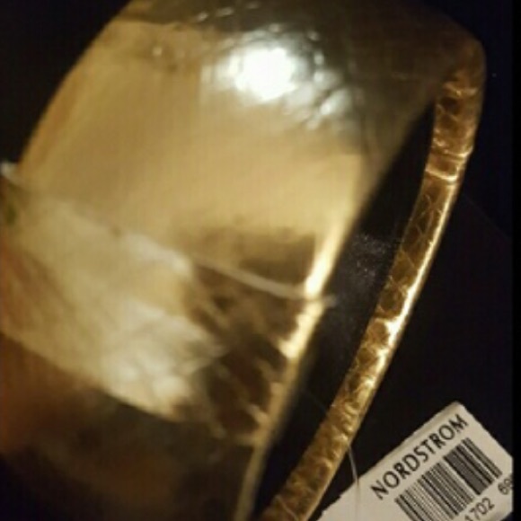 🆕 Nordstrom Textured Bangle - Picture 2 of 7